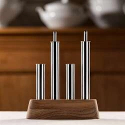 Olipac - Przyprawnik do octu, oliwy, soli i pieprzu z drewnianą podstawą FILARE w pudełku prezentowym