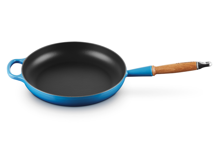 Le Creuset - patelnia żeliwna z drewnianym uchwytem 28 cm Lazure